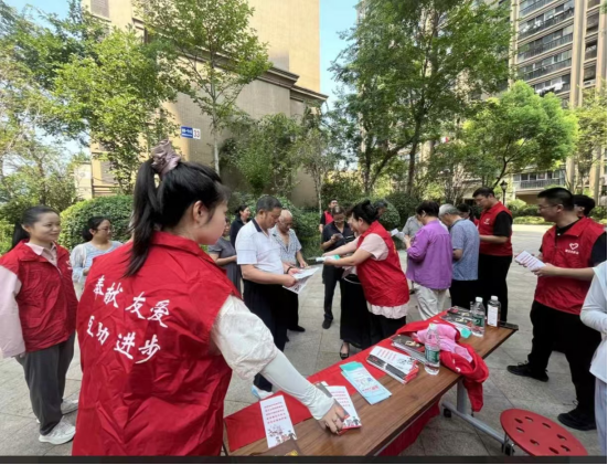 让爱归‘宿’‘迁’手社区 8.5志社融合活动